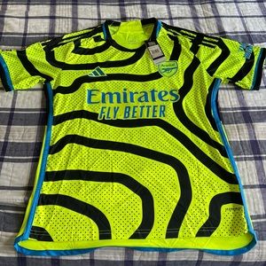 NWT Men's Arsenal 2023/2024 Away Kit - Size L Bukayo Saka #7